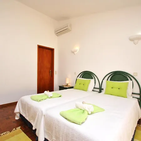 Villa Margarita By Algarve Vacation Carvoeiro (Lagoa)