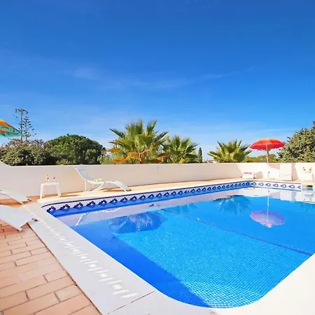 Margarita - Piscina Aquecivel E Bbq - * קארבואירו